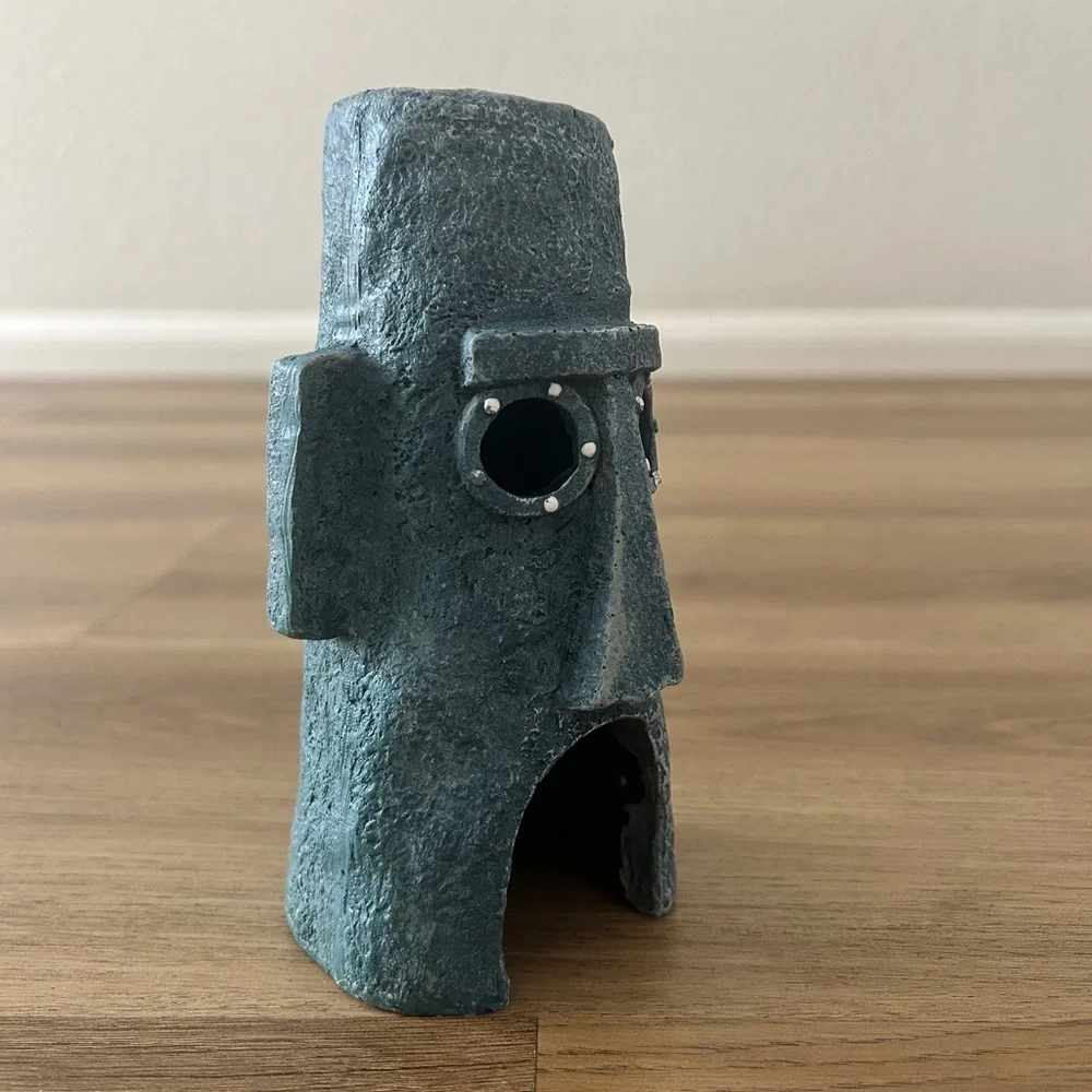 SpongeBob Squidward’s Easter Island Head Aquarium Decoration- EUC